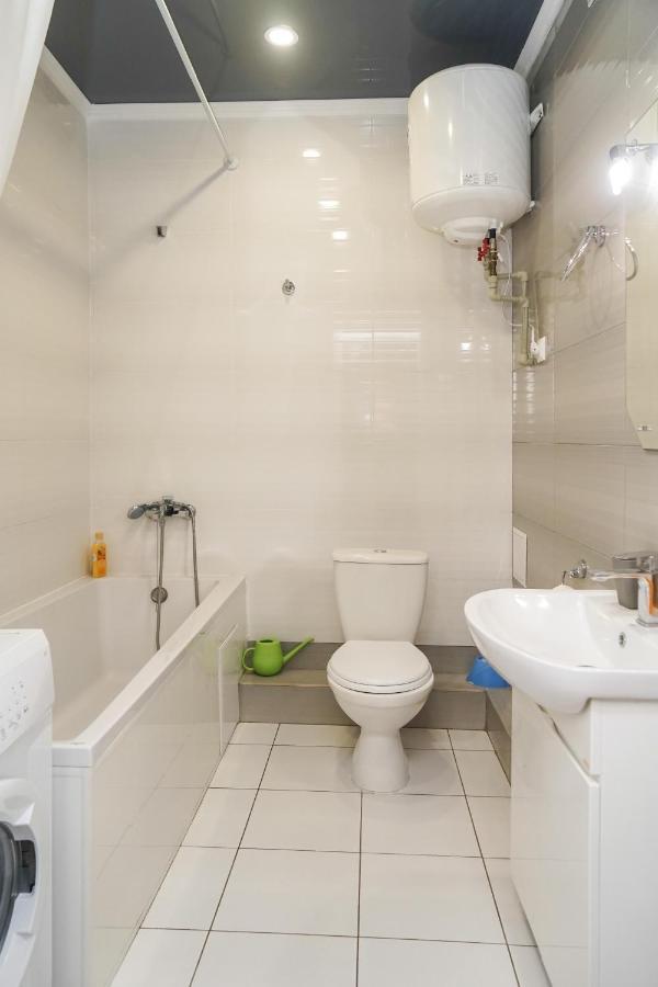 Cozy Apartment In A New Building Close To The Downtown Kiew Exterior foto